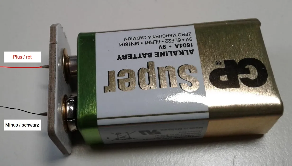 Anschluss der Kabel an den gebauten Adapter